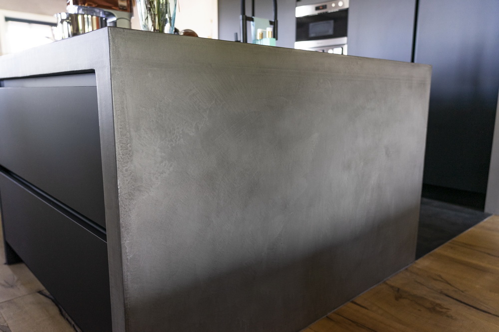 Stuccomeister betonciré aanrecht